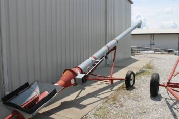 Used 10" x 32' Hutchinson Mid-Drive Auger